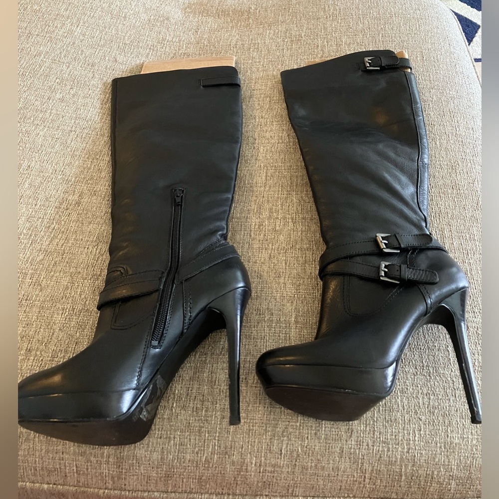 Knees High Heel Leather Boots Size 7 1/2B 37 1/2